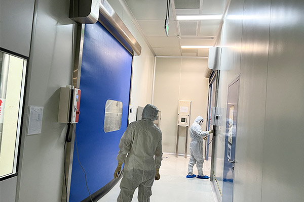 無接觸式開關潔凈室快速門，助力企業潔凈室輕松打造ISO8標準